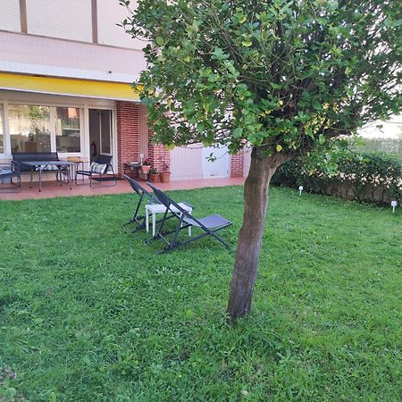 Apartamento Albejo Laredo Bagian luar foto
