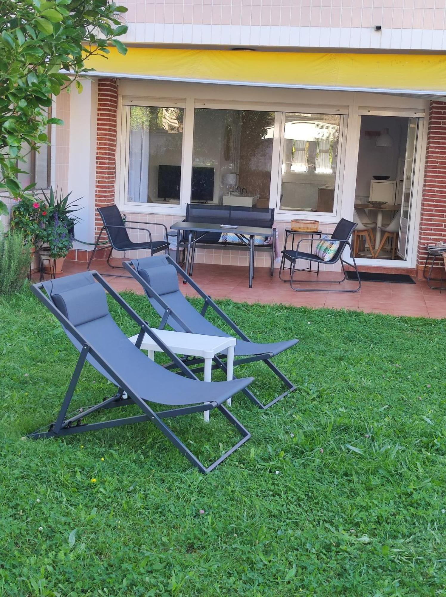 Apartamento Albejo Laredo Bagian luar foto