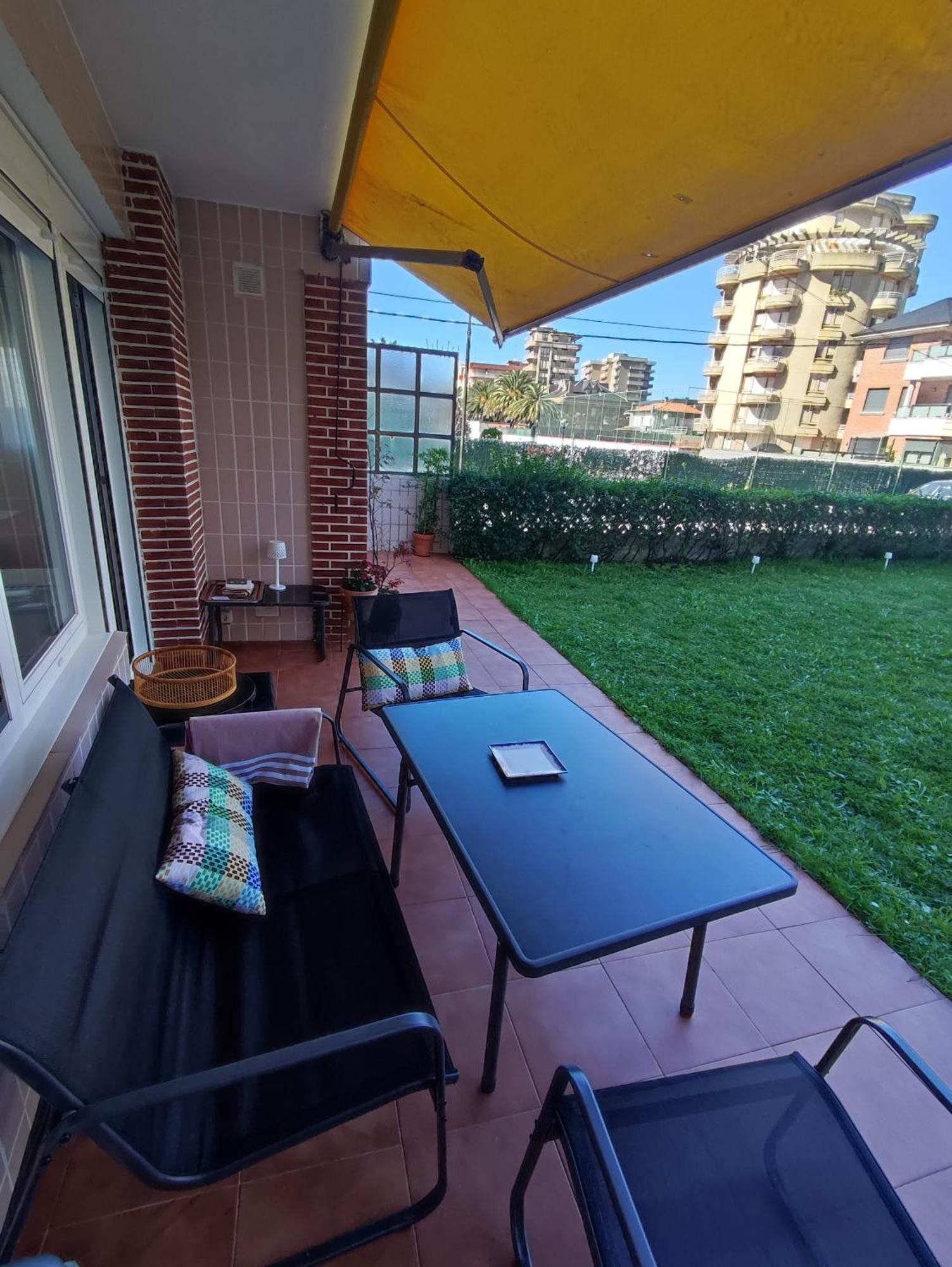 Apartamento Albejo Laredo Bagian luar foto